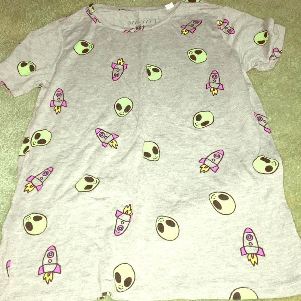 Alien tee shirt size m